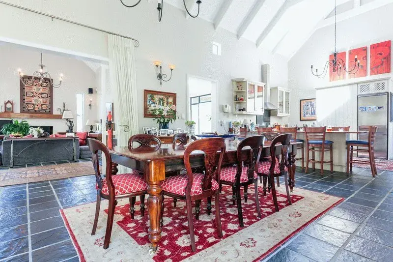 Constantia Luxury Home in Constantia – photo 10