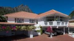 Atholl Charm Villa in Camps Bay – photo 2 thumbnail