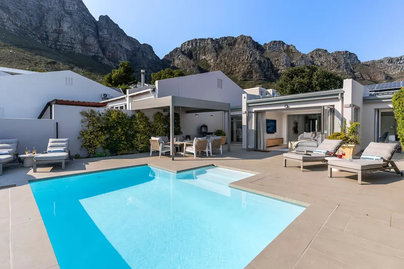 Nura Townhouse in Camps Bay – photo 2