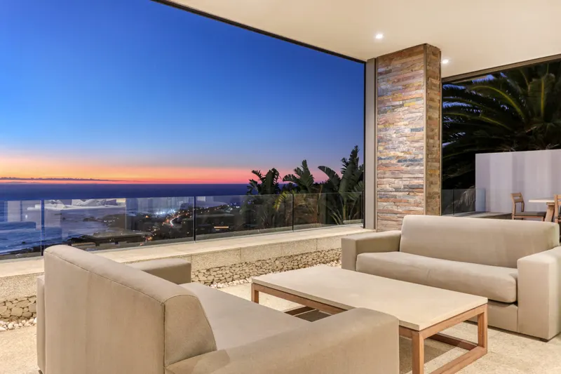 Medburn Luxury Villa in Camps Bay – photo 14