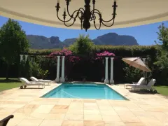 Spillhaus in Constantia – photo 3 thumbnail