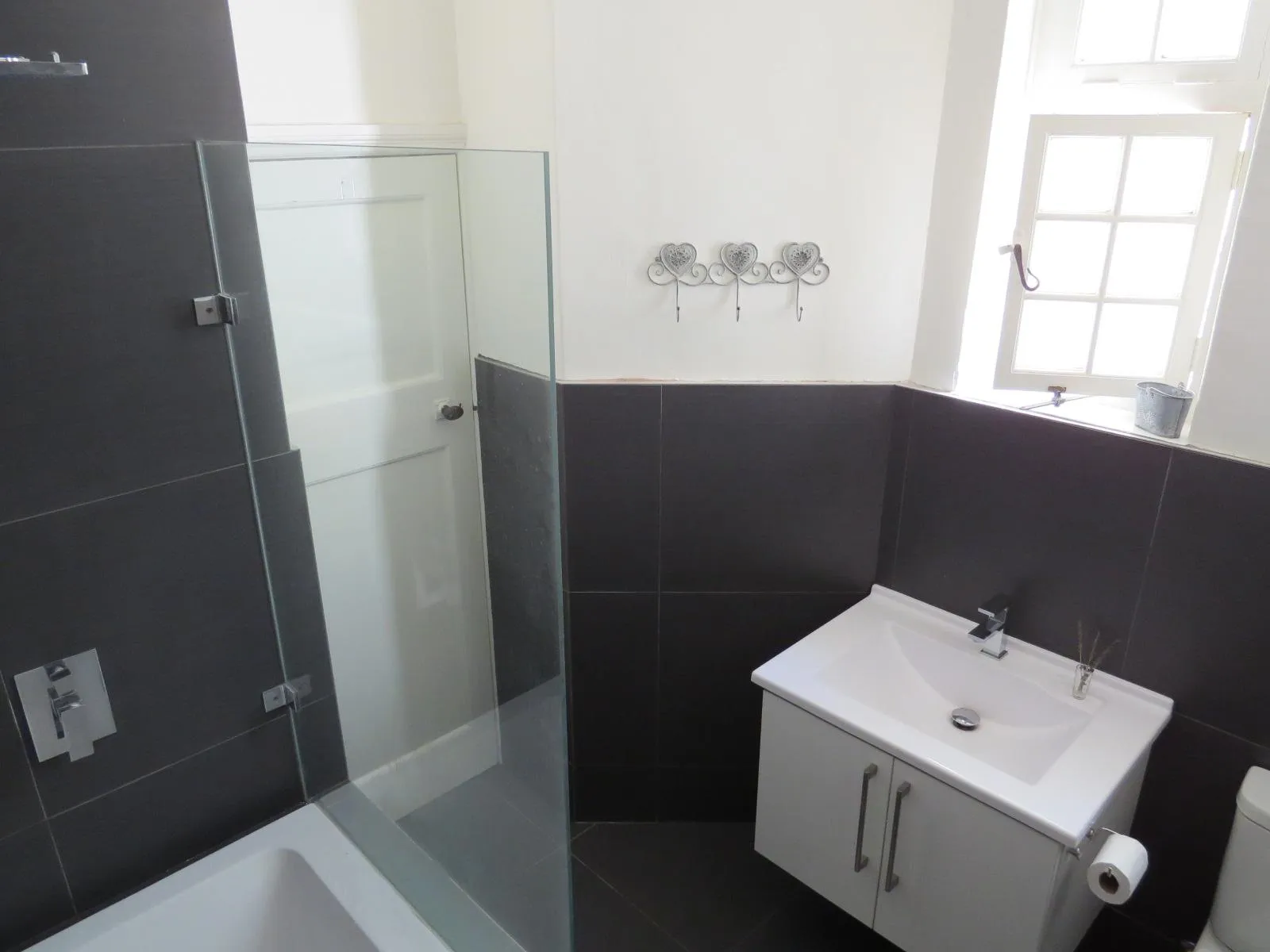property_8aabd37d-947e-49d0-8e6a-d8b5463b5632_4