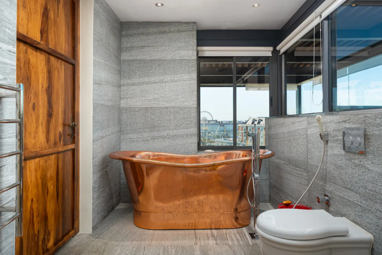 property_8ab8ea77-dae3-40da-b4c8-d8509a2a123e_35