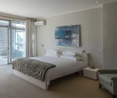 Penthouse 3 in Camps Bay – photo 14 thumbnail
