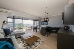 Camps Bay Sunset in Camps Bay – photo 11 thumbnail