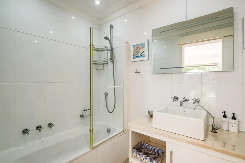 The Sanctuary in Camps Bay – photo 31