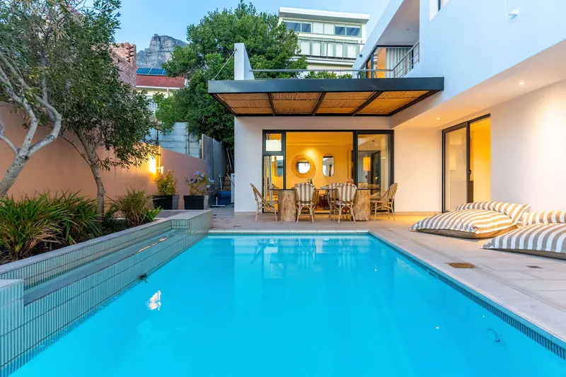 Cape House in Camps Bay – photo 12