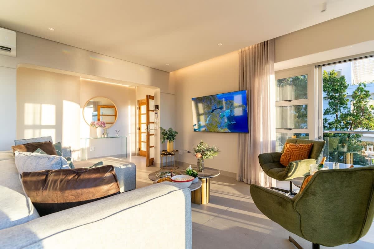 property_8bd5ee6e-5d56-4da3-9e2f-f925372438e8_6