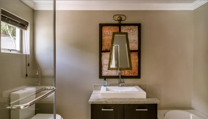 Constantia Villa in Constantia Heights – photo 16