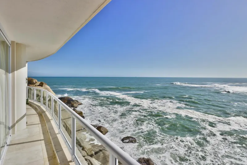 Victoria Point  in Bantry Bay – photo 2