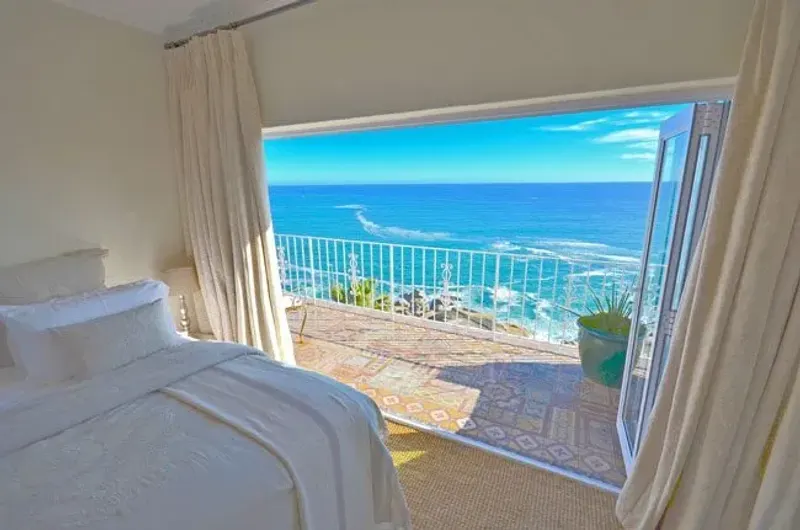 Villa Del Sole in Bantry Bay – photo 9