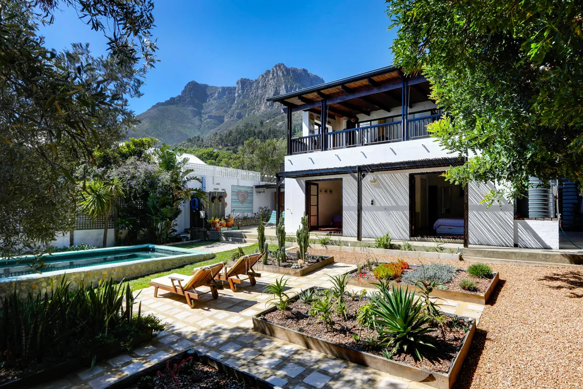 property_8c8f2aa9-b0ae-4c5f-8cda-ad6ca8dce383_26