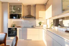 Lisburn on Clifton Villa in Clifton – photo 8 thumbnail