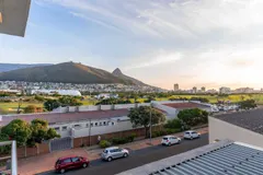 Emerald Horizon Mouille Point in Mouille Point – photo 12 thumbnail