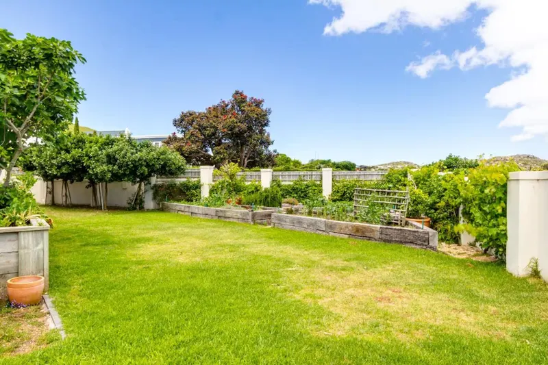Noordhoek Retreat in Noordhoek – photo 15