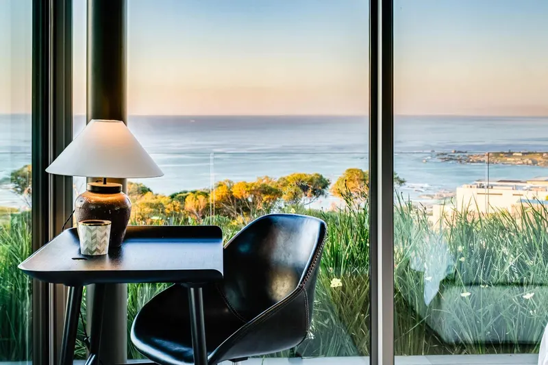 Sea Love in Camps Bay – photo 8