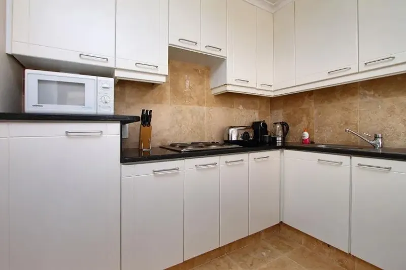Ingleside Apartment in Camps Bay – photo 5