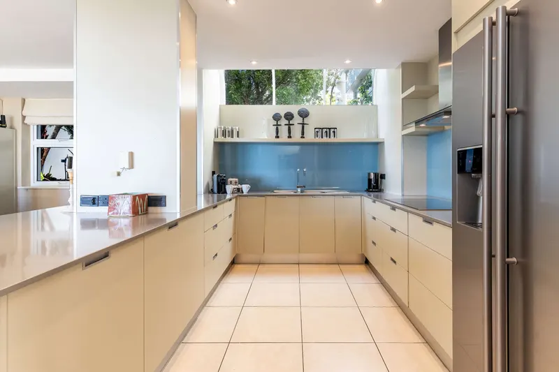 Tree Villa in Camps Bay – photo 24