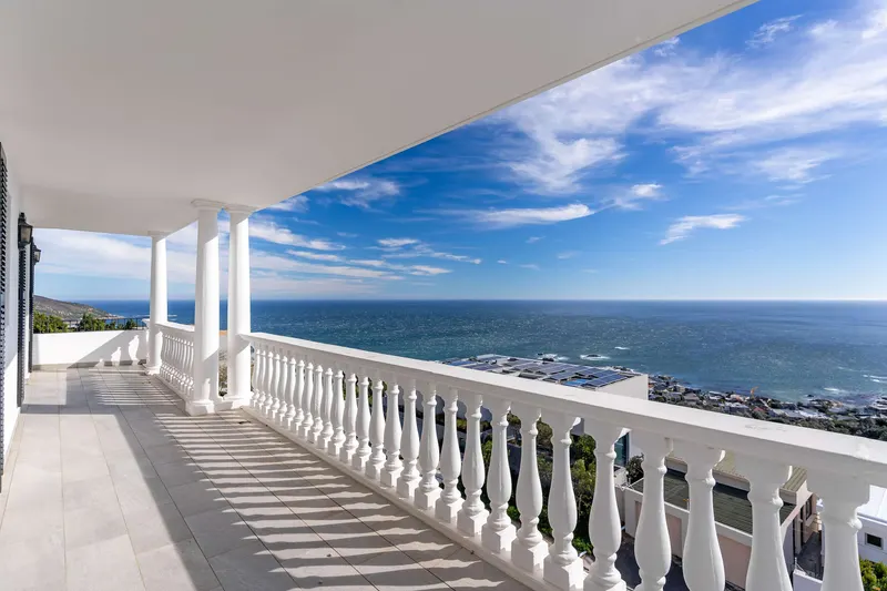 Chateau Camps in Camps Bay – photo 27