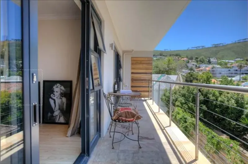 Burnside 302 in Tamboerskloof – photo 4