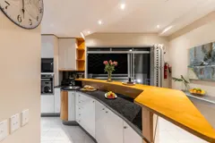 BALI SKYE PENT (CB019B) in Camps Bay – photo 13 thumbnail