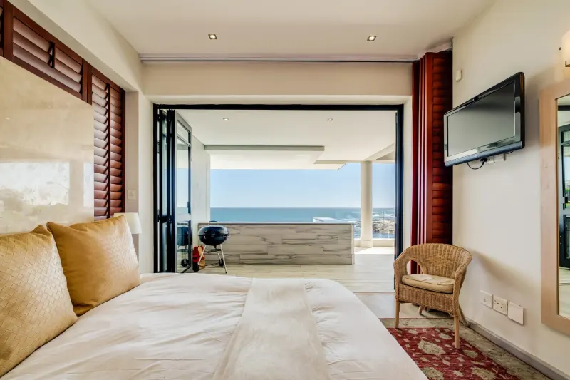 Bali Luxury Suite E in Camps Bay – photo 6