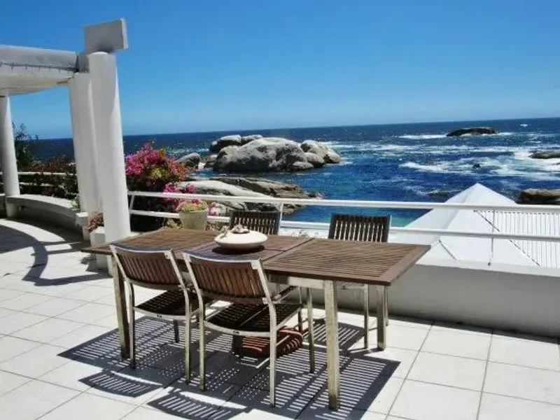 13 Beta Road in Camps Bay – photo 3