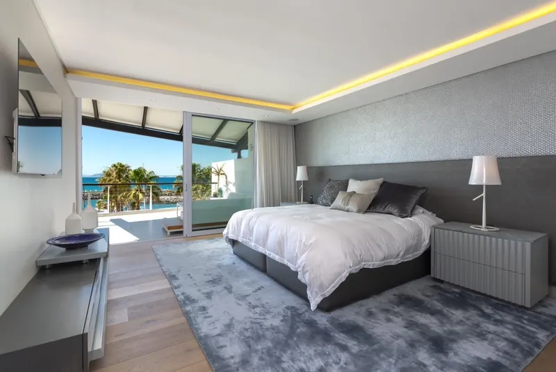 Marinaclub Penthouse in V&A Waterfront – photo 12