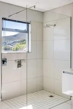 Khalanga Penthouse in Camps Bay – photo 31 thumbnail
