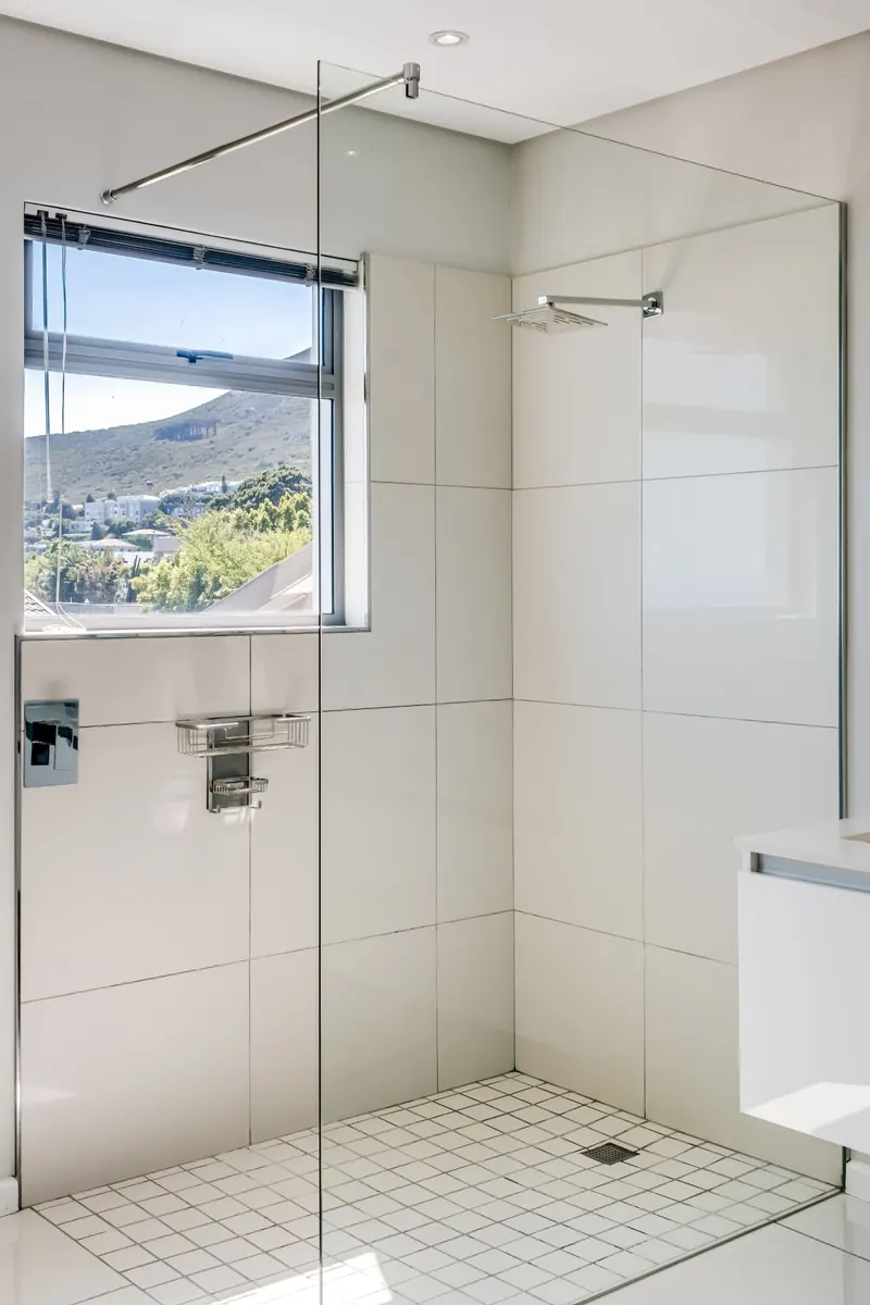 Khalanga Penthouse in Camps Bay – photo 31