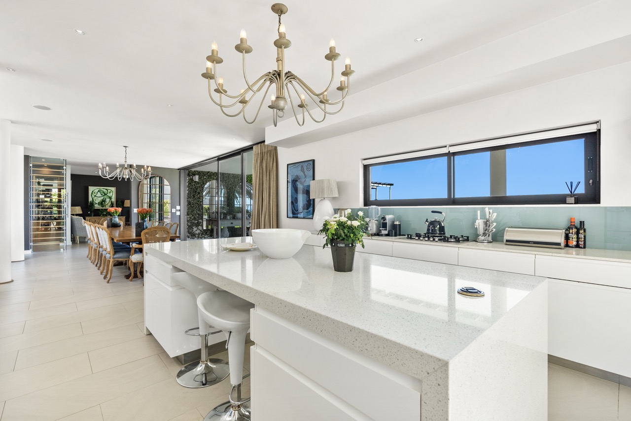 property_907dbd68-81aa-48d6-add2-2044c1382805_1