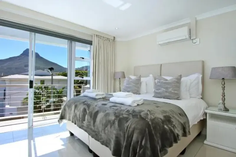 Camps Bay Atlantic Villa in Bakoven – photo 21