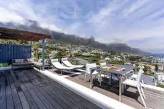 View Talay Apartment in Camps Bay – photo 1 thumbnail