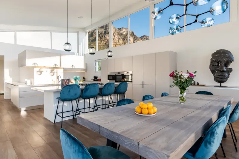Camps Bay Penthouse in Bakoven – photo 19