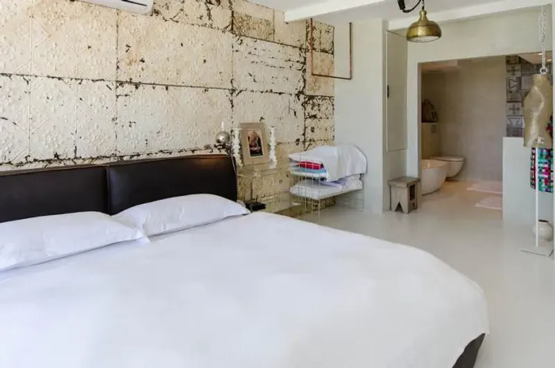 Dolphin Beach Apartment in Table View – photo 5