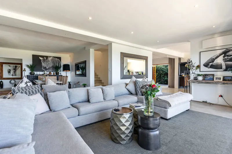 Jo Leo Villa in Camps Bay – photo 18