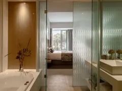 South Beach Apartments - One Bed Luxury Suite in Camps Bay – photo 8 thumbnail
