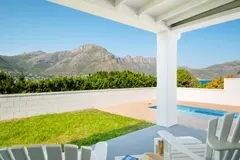 Villa Santorini in Hout Bay – photo 3 thumbnail