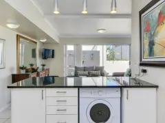 Lago in Camps Bay – photo 11 thumbnail