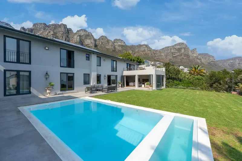 CAPE EMIRATE in Camps Bay – photo 40