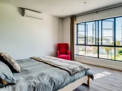 Seneca Villa in Tamboerskloof – photo 10 thumbnail