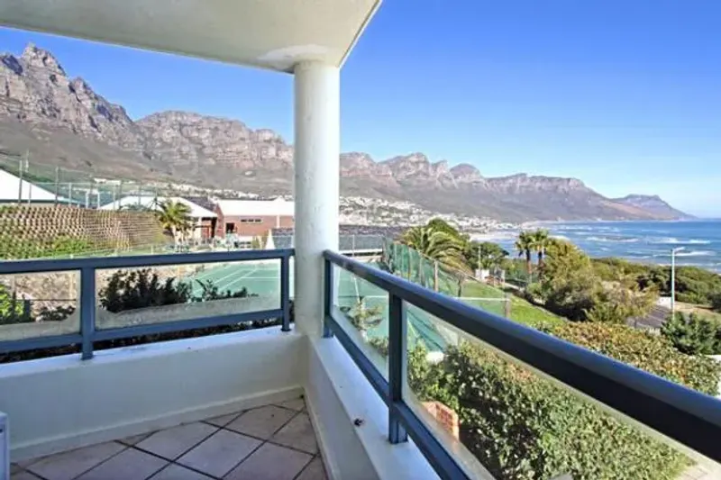 Clifton Nautica in Camps Bay – photo 16