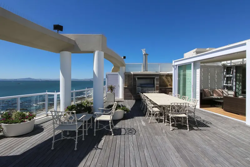 Bella vista in Mouille Point – photo 21