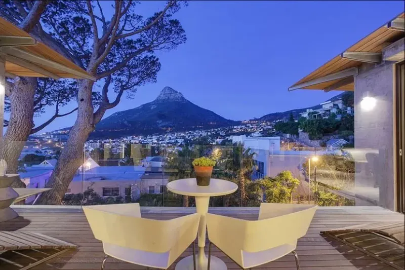 Blinkwater - Breathe Villa in Camps Bay – photo 1