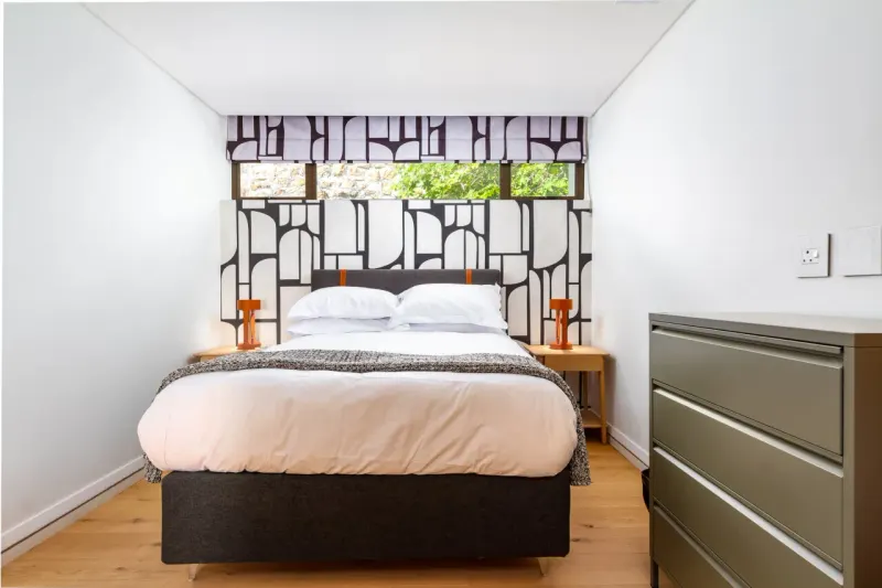 24 Geneva - 12 Bedroom Villa in Camps Bay – photo 60
