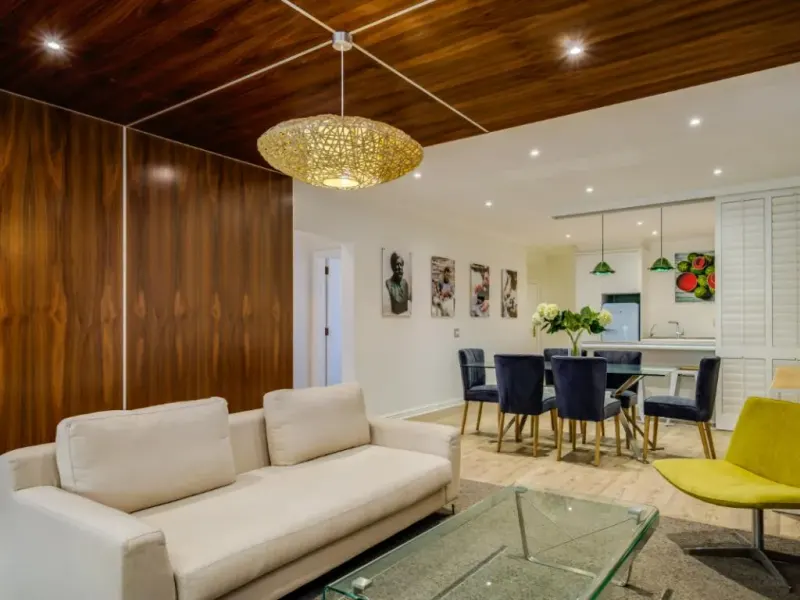Majolica Apartment in Mouille Point – photo 8