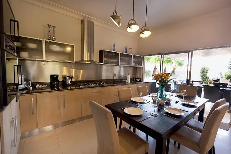 property_94639f18-bd63-4e03-aaa9-74b3ad003dc0_16
