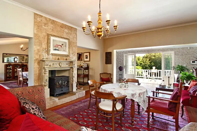 Hout Bay Darling Villa in Scott Estate – photo 3