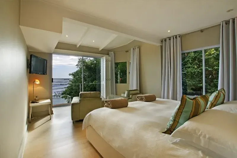 Beachhaven Bungalow in Clifton – photo 7