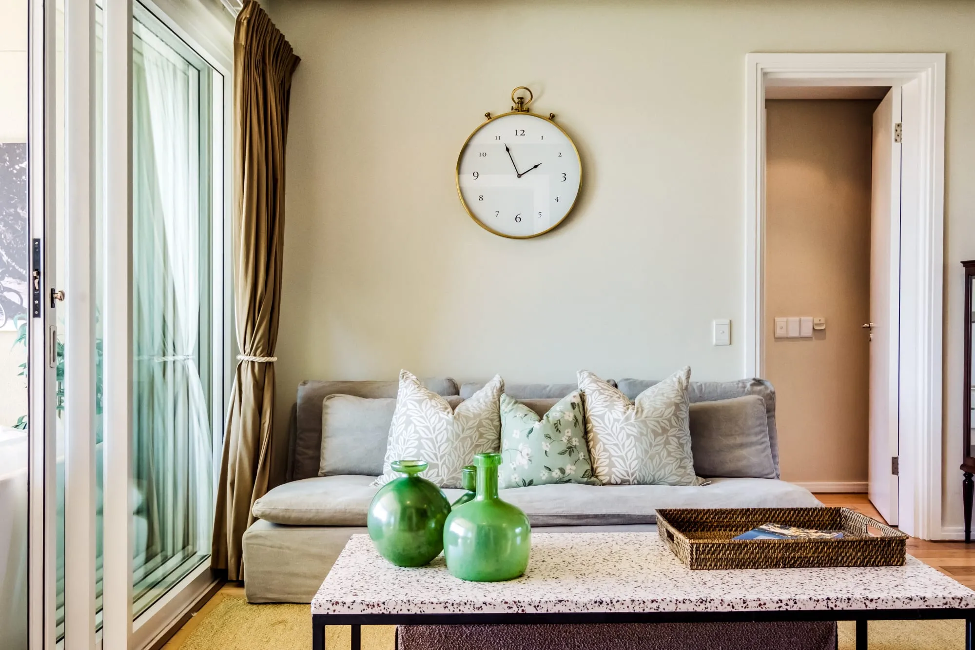 property_94f491a7-c8dd-4ecf-ad84-3a8f2b22e6de_5